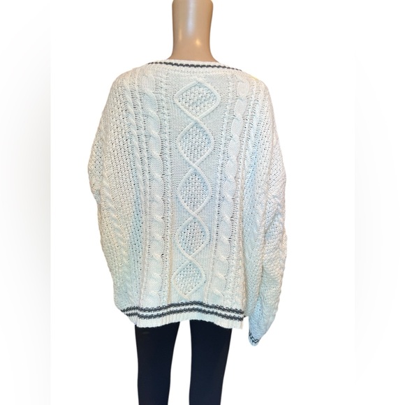✨ NWT TAYLOR SWIFT FOLKLORE CARDIGAN Size  M/L - Picture 5 of 16